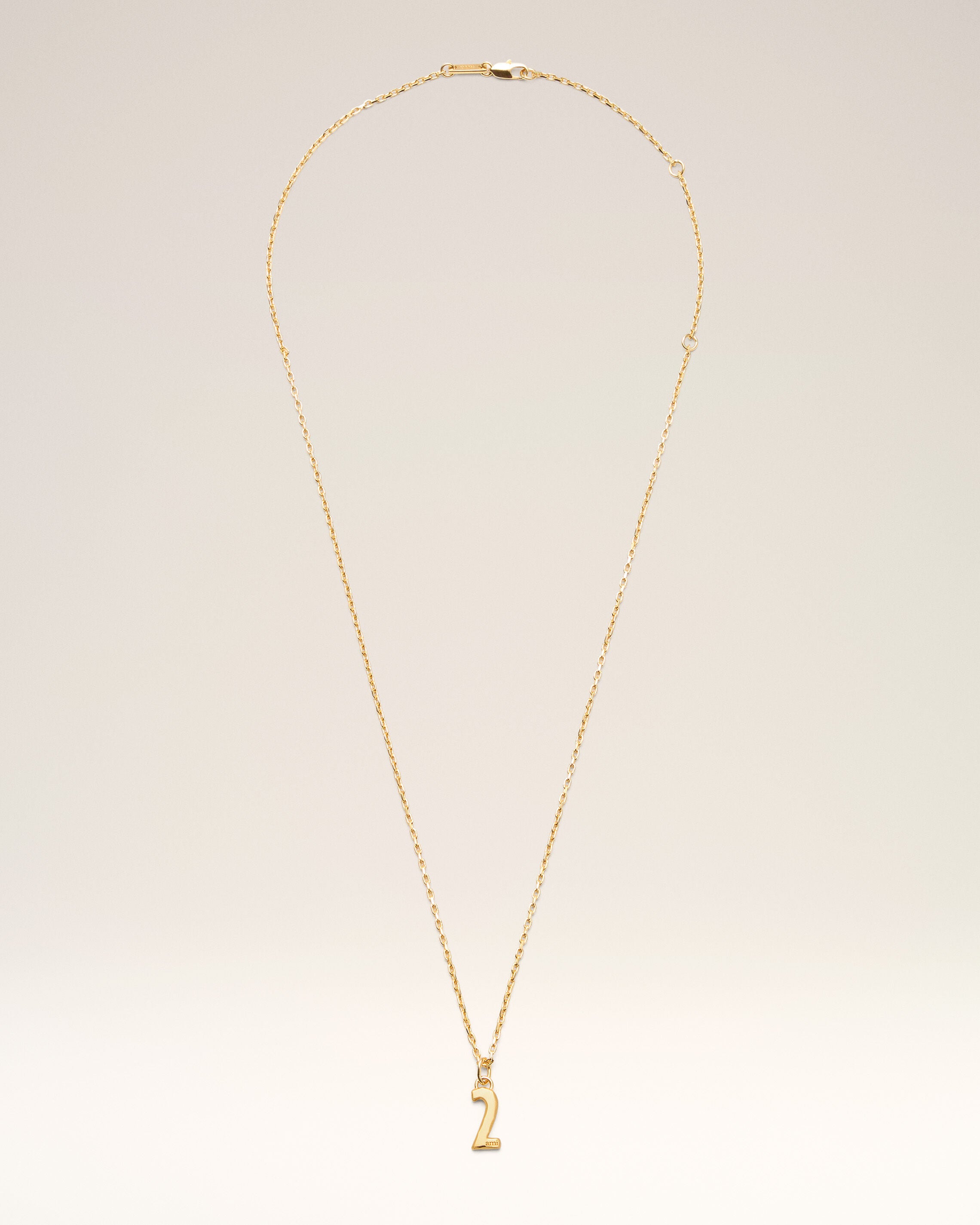 GOLD Colar Pingente "2" em Ouro e Latão Marcado | Ami Paris