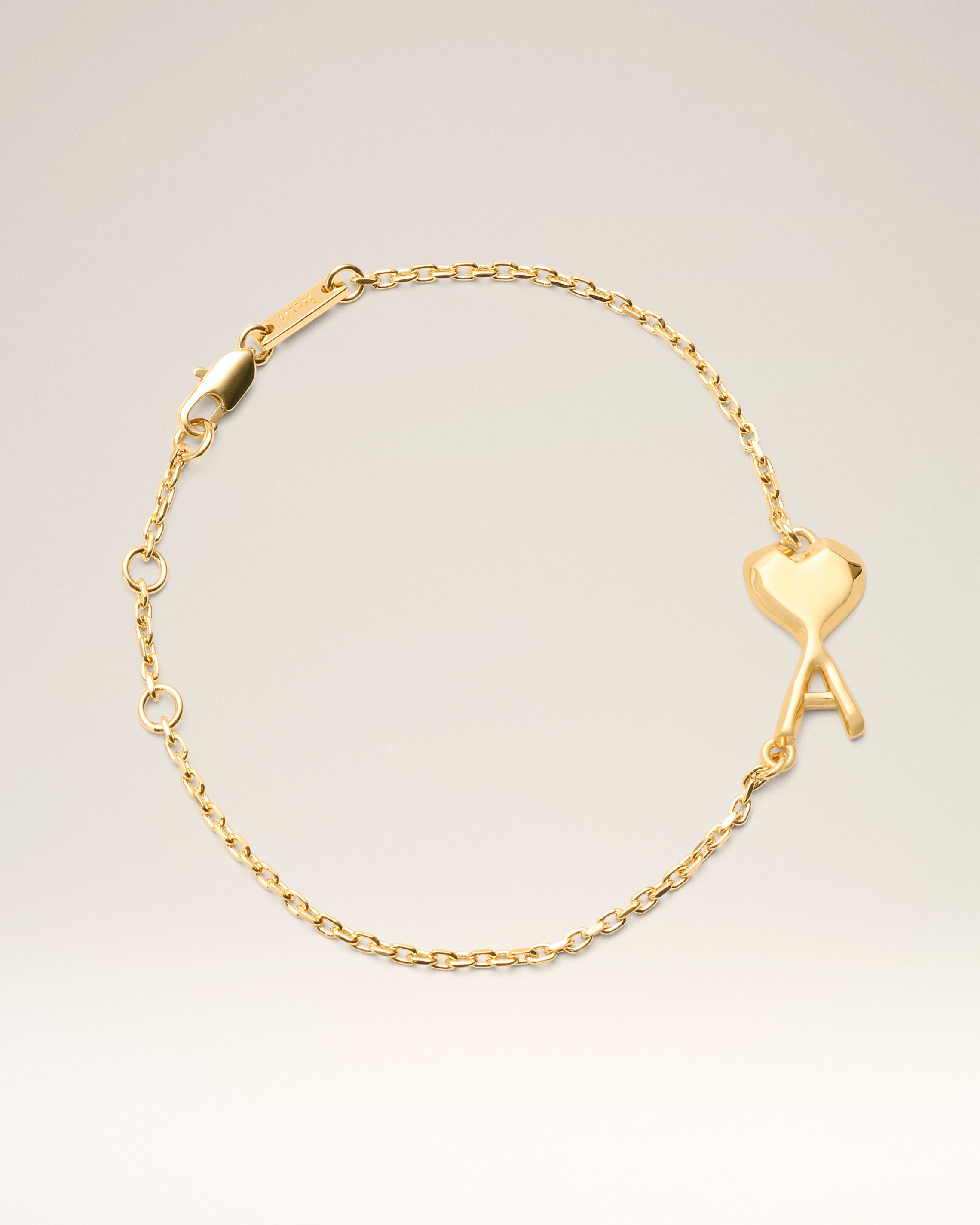 Pulseira Fina Ami De Coeur em Ouro Dourado com Hammered | Ami Paris