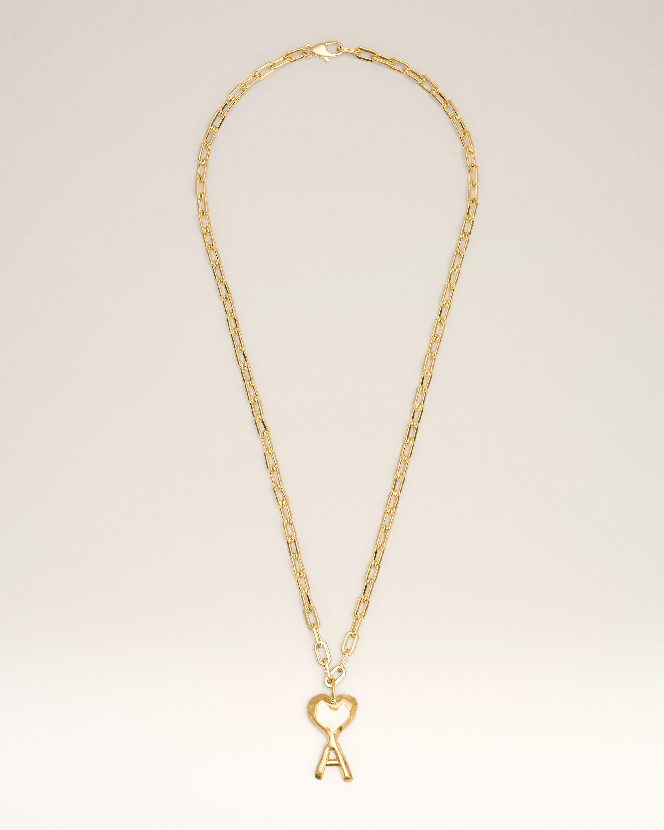 GOLD Colar de Ami de Coeur em latão dourado batido | AMI PARIS