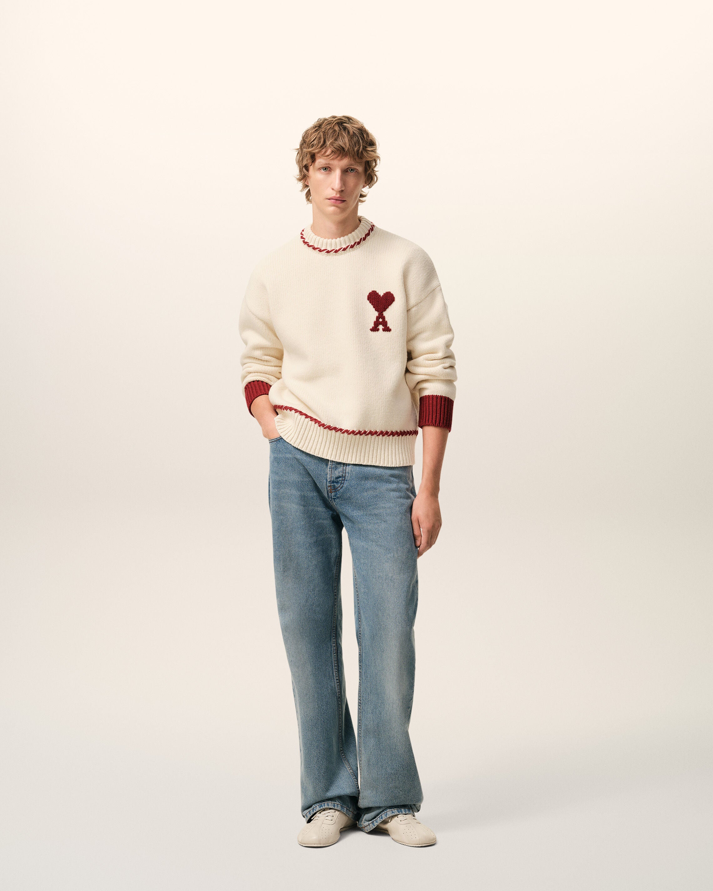 MOONLIGHT / SUNSET RED Suéter de Algodão Branco Ami De Coeur Crewneck | Ami Paris