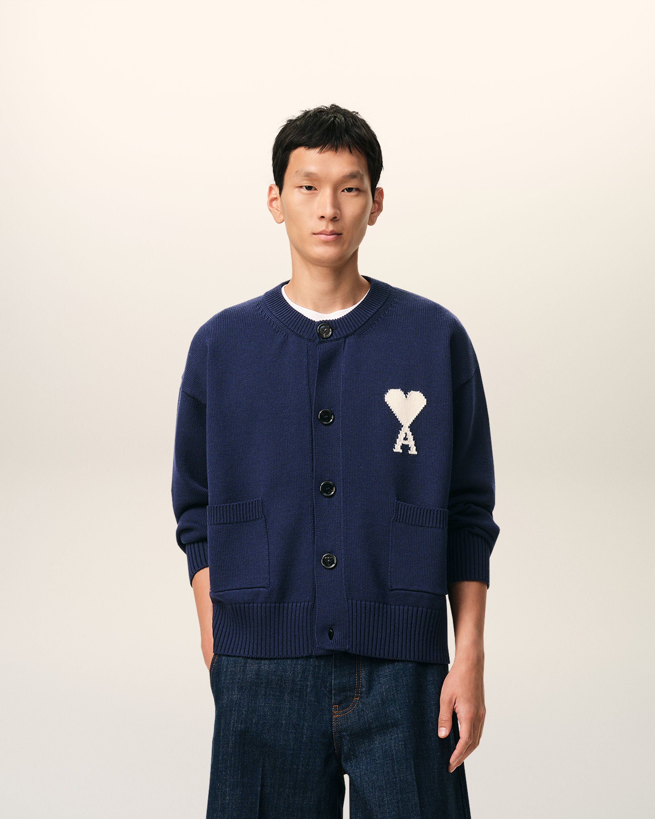 Cardigã em malha de lã azul off-white | Ami Paris